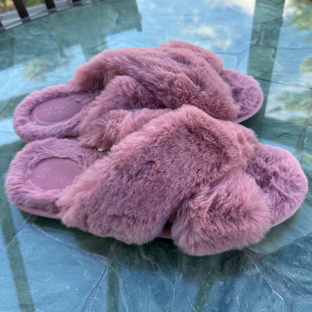 Women Stars Above Fuzzy Memory Foam Slippers
